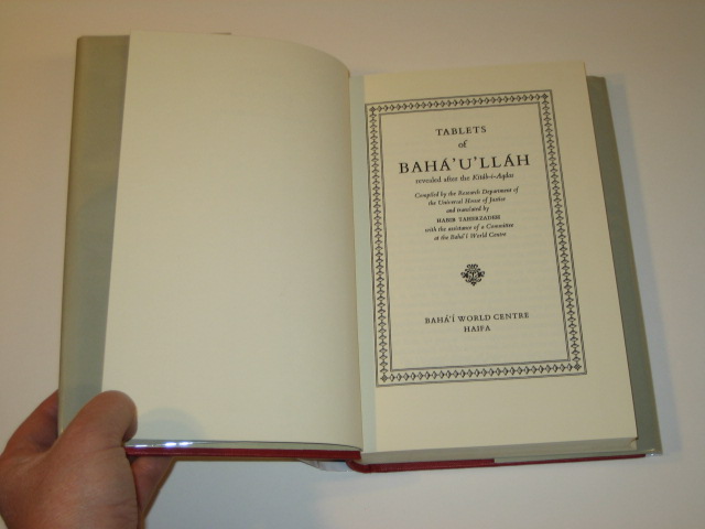 TABLETS OF BAHAULLAH Bahat World Centre 1978 HC/DJ  